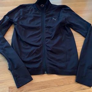 ⭐️Puma athletic sweater⭐️